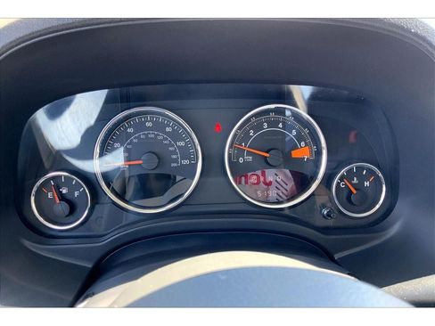 Used 2017 Jeep Compass Latitude AWD/4WD image 22