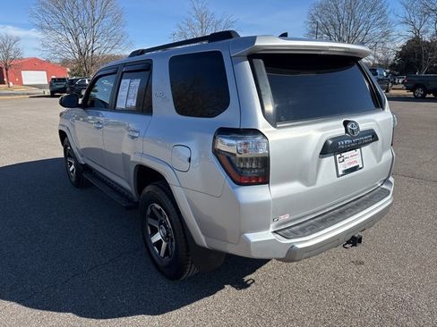 Used 2019 Toyota 4Runner TRD Off-Road Premium image 3