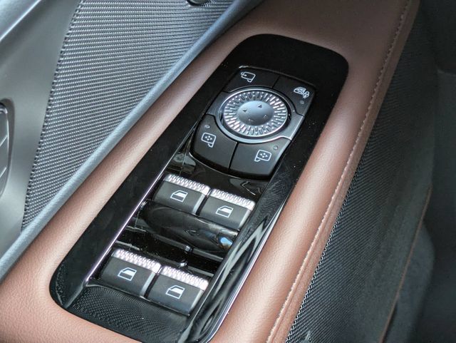 New 2026 Lincoln Nautilus Reserve AWD/4WD image 23