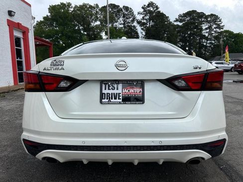 Used 2019 Nissan Altima 2.5 SV FWD image 5