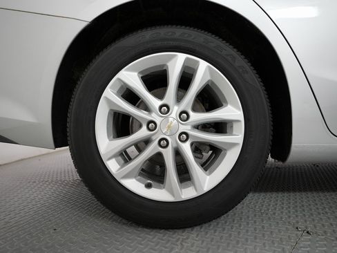 Used 2018 Chevrolet Malibu LT image 55