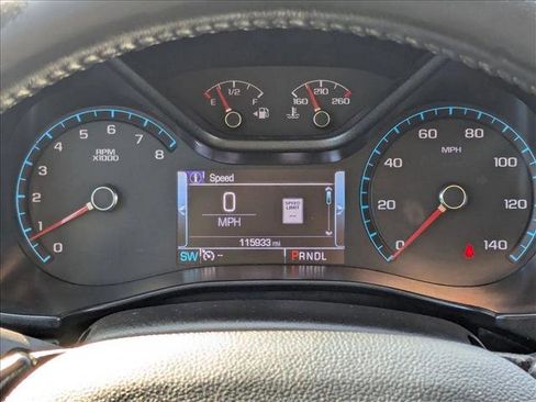 Used 2018 GMC Canyon SLT w/ Driver Alert Package image 10