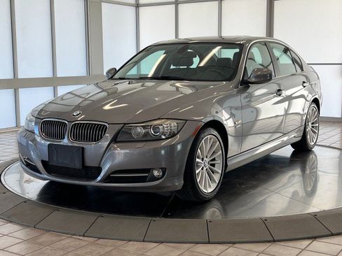 Used 2011 BMW 335i xDrive Sedan AWD/4WD image 3