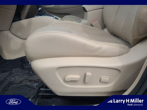 Used 2019 Nissan Rogue SL w/ Premium Package AWD/4WD image 14