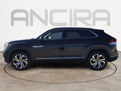 Certified 2021 Volkswagen Atlas Cross Sport SEL Premium image 7