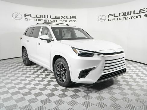 New 2026 Lexus TX 350 AWD image 3