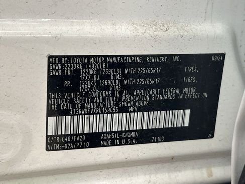 Used 2024 Toyota RAV4 XLE AWD/4WD image 25