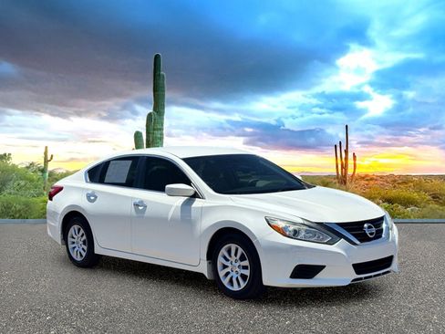 Used 2016 Nissan Altima 2.5 S w/ Power Driver Seat Package FWD image 7