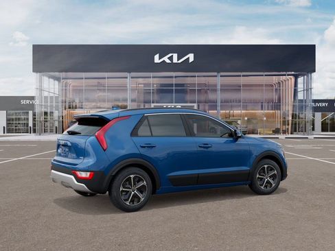 Used 2025 Kia Niro EX FWD image 6