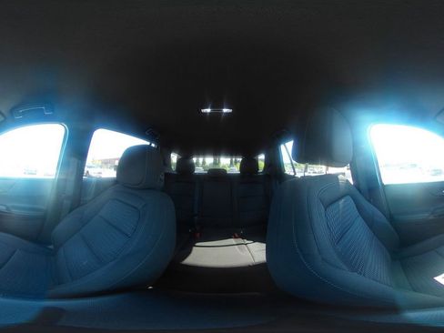 Used 2025 Chevrolet Equinox LT FWD image 40