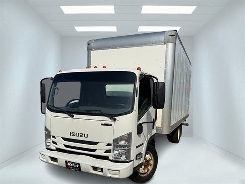 Used 2019 Isuzu NPR RWD image 1