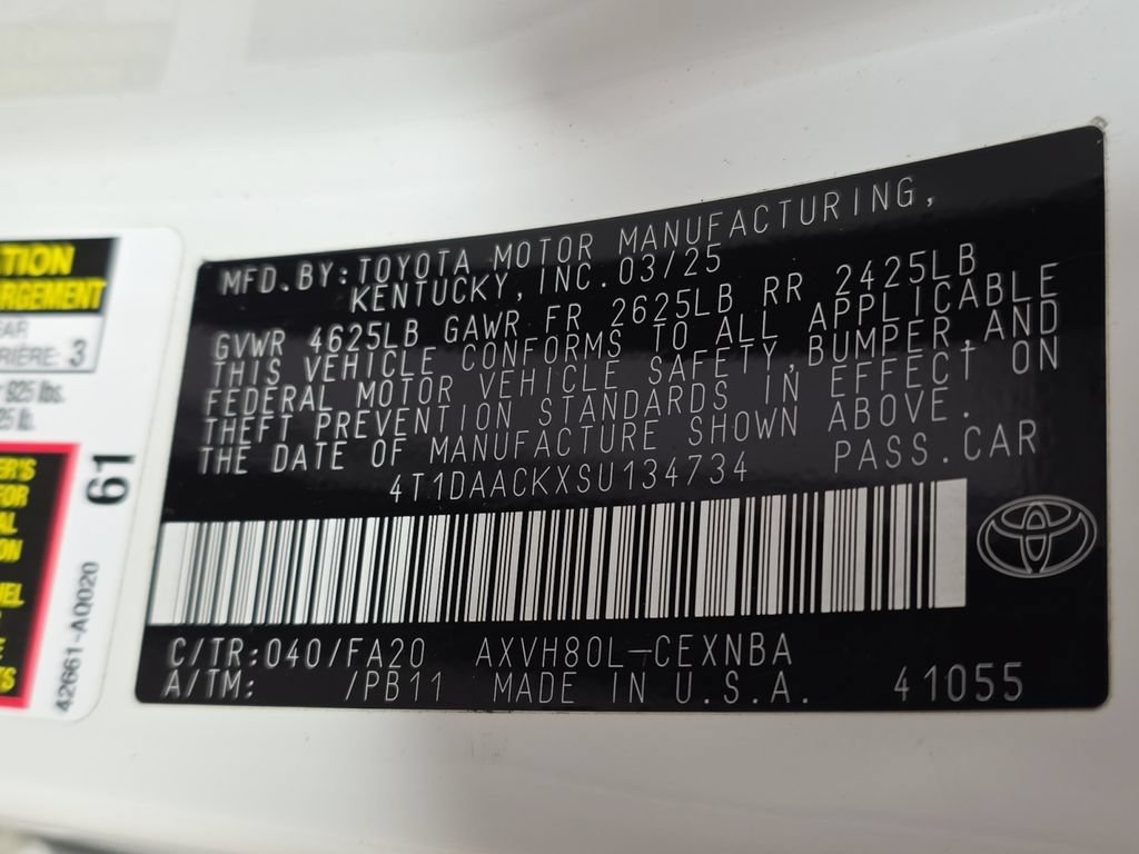Used 2025 Toyota Camry LE FWD image 10