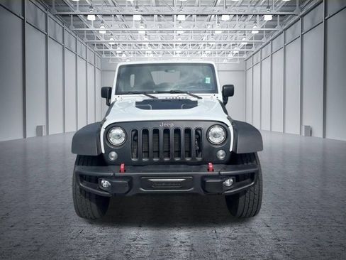 Used 2018 Jeep Wrangler Unlimited Rubicon AWD/4WD image 2