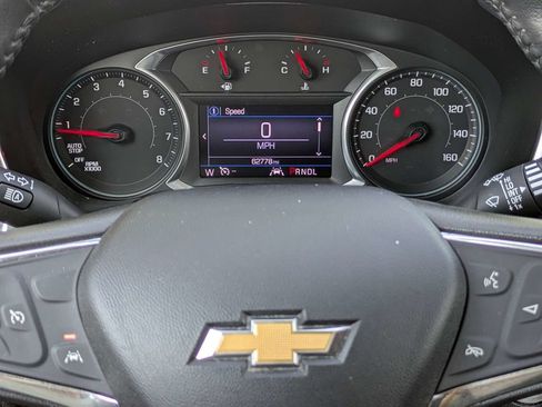Used 2020 Chevrolet Equinox LT FWD image 28