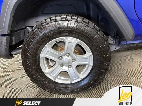 Used 2018 Jeep Wrangler Sport AWD/4WD image 22