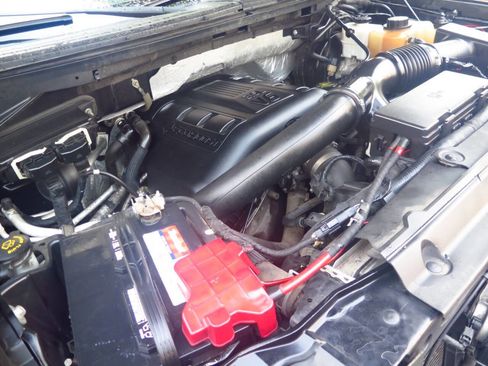 Used 2011 Ford F150 Lariat w/ Lariat Chrome Pkg image 20