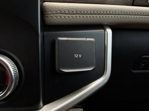 Used 2024 Ford Expedition Limited AWD/4WD image 36