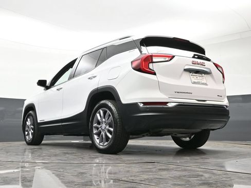 Used 2023 GMC Terrain SLT AWD/4WD image 26