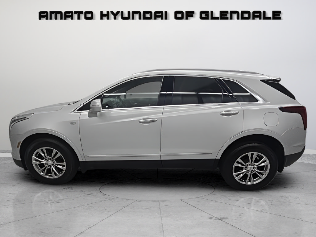 Used 2020 Cadillac XT5 Premium Luxury AWD/4WD image 2