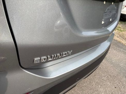 Used 2023 Chevrolet Equinox Premier FWD image 18