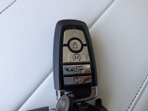 New 2026 Lincoln Nautilus Black Label image 34