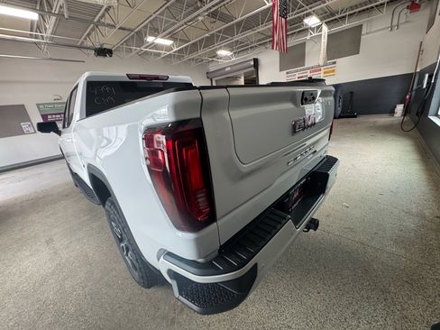 New 2026 GMC Sierra 1500 AT4 w/ AT4 Premium Package AWD/4WD image 7