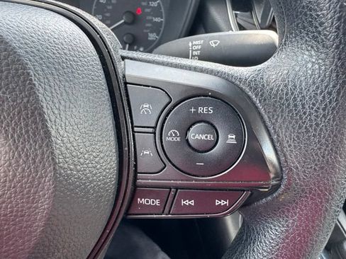 Used 2024 Toyota Corolla LE FWD image 18