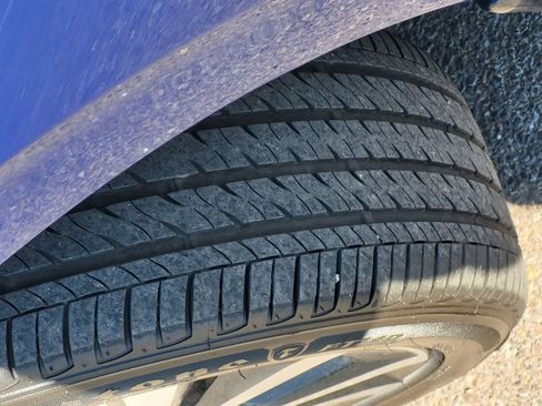 Used 2023 Honda Civic EX image 11