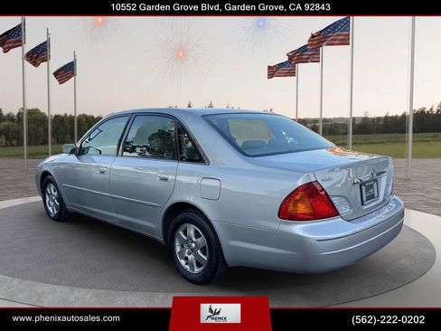 Used 2001 Toyota Avalon XL image 8