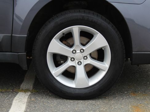 Used 2014 Subaru Outback 2.5i Premium image 35