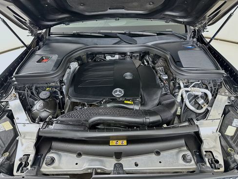 Certified 2022 Mercedes-Benz GLC 300 image 31