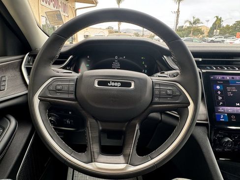 Used 2024 Jeep Grand Cherokee Limited 4xe AWD/4WD image 12