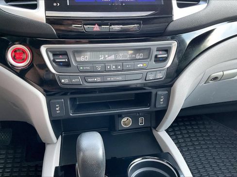 Used 2019 Honda Ridgeline RTL-E image 14
