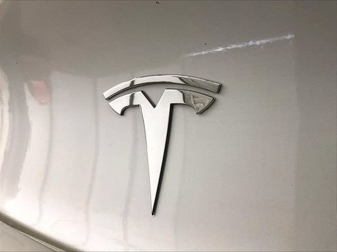 Used 2023 Tesla Model 3 Standard Range RWD image 13