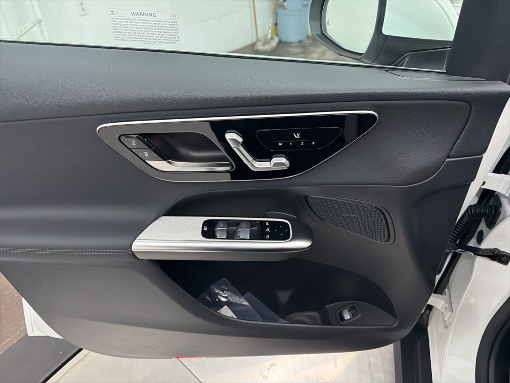 Certified 2026 Mercedes-Benz GLC 300 4MATIC image 17