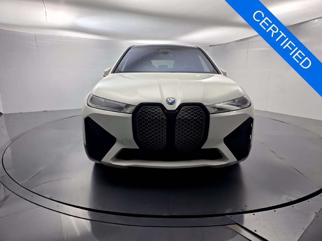 Certified 2022 BMW iX xDrive50 w/ Premium Package AWD/4WD image 2