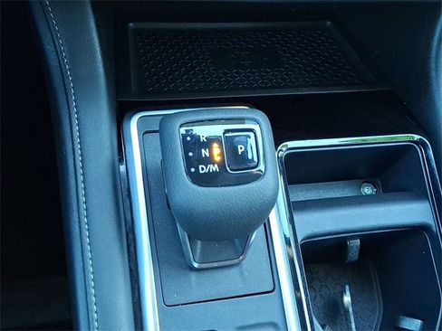 Certified 2024 Nissan Pathfinder SL image 12