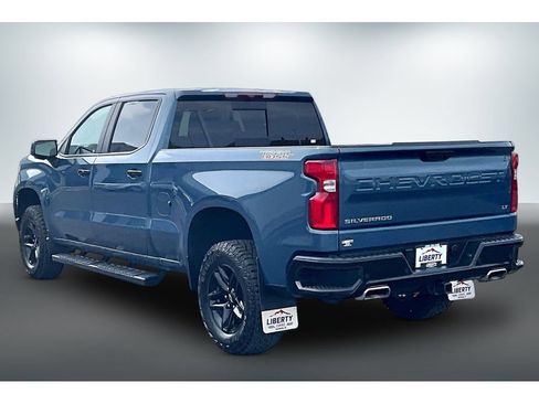 Used 2024 Chevrolet Silverado 1500 LT Trail Boss w/ LT Trail Boss Premium Package AWD/4WD image 4
