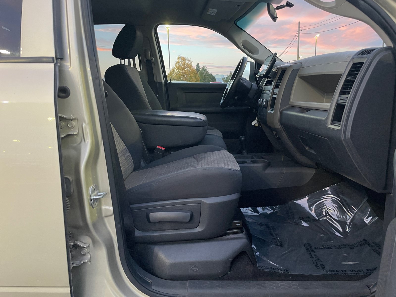 Used 2011 RAM 2500 ST w/ ST Popular Equipment Group AWD/4WD image 27
