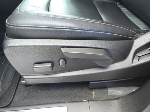 Used 2018 Chevrolet Colorado ZR2 image 14