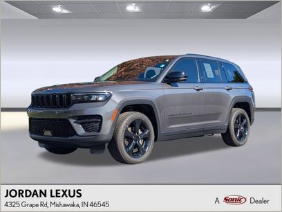 Used 2023 Jeep Grand Cherokee Altitude