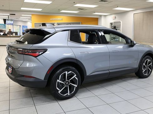 New 2026 Chevrolet Equinox EV LT image 6