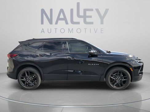 Used 2023 Chevrolet Blazer LT FWD image 6