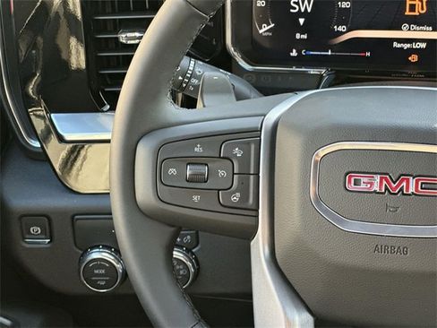 New 2026 GMC Sierra 1500 Elevation w/ LPO, Elevation Black Package image 9