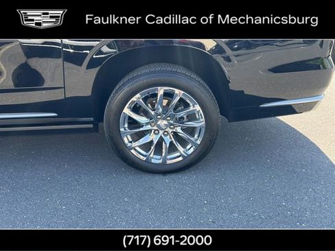 Used 2023 Cadillac Escalade ESV Premium Luxury Platinum w/ LPO, Radiant Package image 35