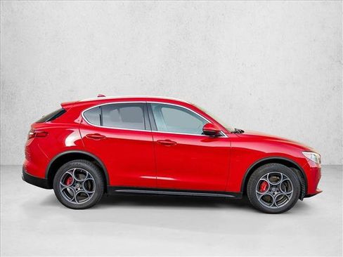 Used 2018 Alfa Romeo Stelvio Ti image 8