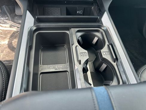 New 2025 Ford F250 Platinum w/ FX4 Off-Road Package image 19