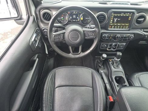 Used 2023 Jeep Wrangler Unlimited w/ Cold Weather Group image 25