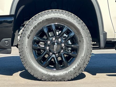 New 2026 Chevrolet Silverado 2500 Custom w/ Custom Value Package image 24