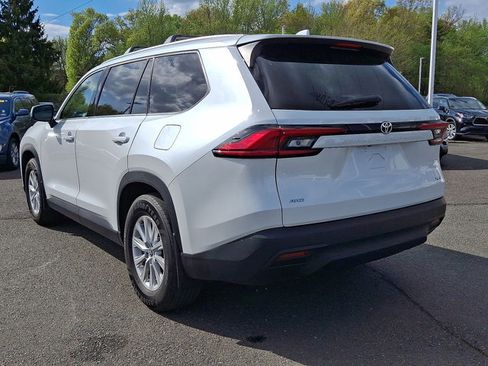 Used 2024 Toyota Grand Highlander XLE image 23